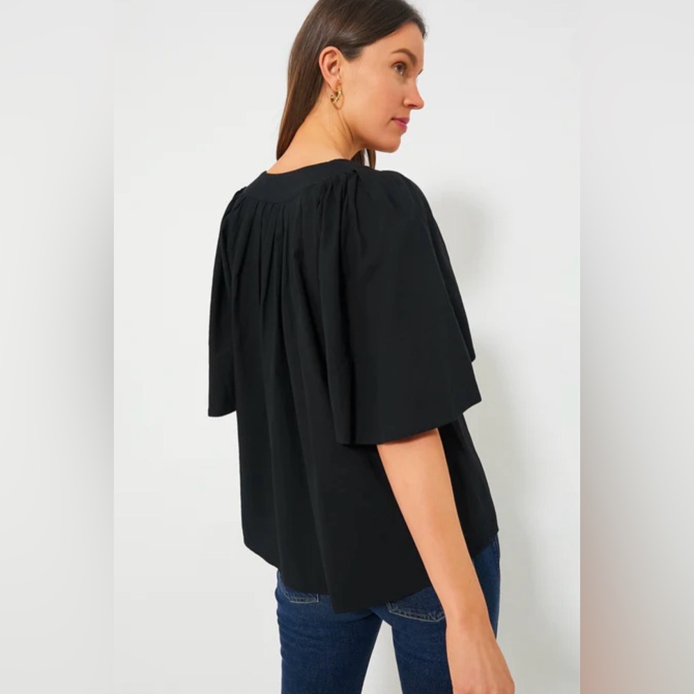 NWT Tuckernuck Pomander Place Black Finley Flutter Sleeve Top sz Large - Picture 4 of 9